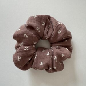 Scrunchie mini flowers brown