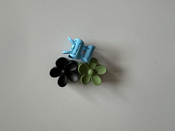 Bloemen haarclipjes blauw, zwart, groen - Afbeelding 2