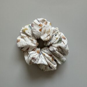 Scrunchie pastel flower field