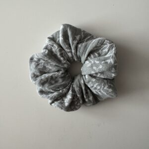 Kids Scrunchie aqua leaves