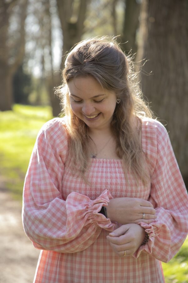 Smocked dress gingham pink
