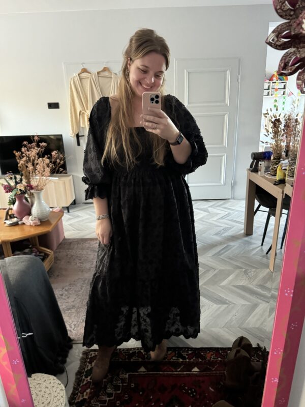 Smocked dress black daisy - Afbeelding 2