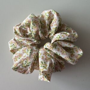 Scrunchie blossom